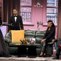 Martin Lawrence and the Martin Cast Reunite at Emmys — Watch Video