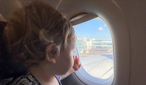 25 Tips for Flying with a Baby