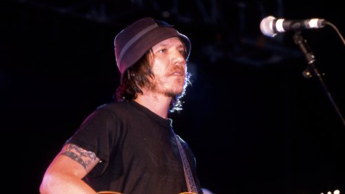 Fans Of Elliott Smith Will Celebrate The Late Singer’s Life At Theaters And A Special Tribute Concert This Summer