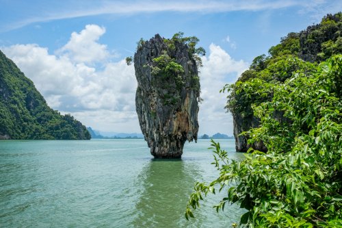 Explore the Iconic James Bond Island in Phang Nga Bay: Unforgettable Tour Experience in Phuket, Thailand