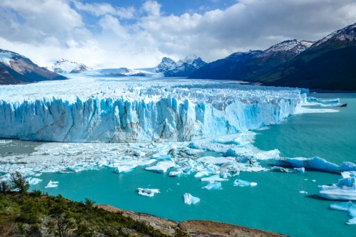 Perito Moreno Glacier Walkway & Trek: Experience the Beauty of El Calafate, Argentina
