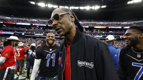 Snoop Dogg Is Getting His Own College Football Bowl Game, Making NCAA History